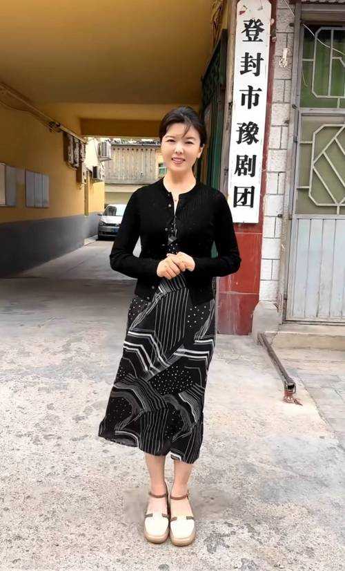 张星彩凯旋星花:绽放胜利之光的璀璨传奇