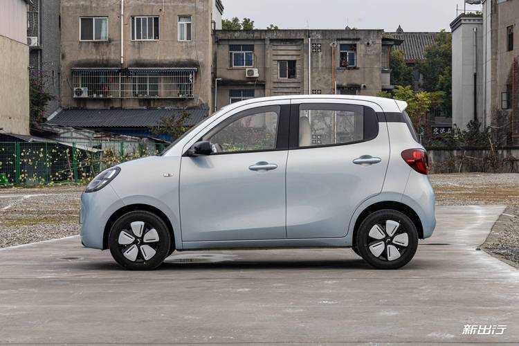五菱宏光MINI EV:价格、配置、续航及用户真实体验全解析
