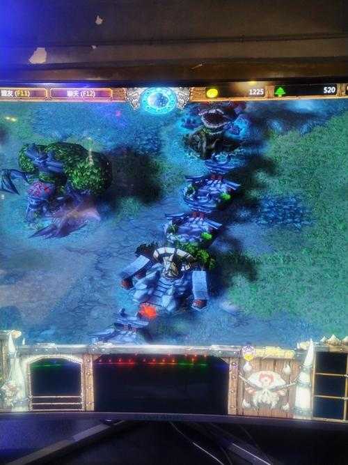 魔兽争霸中利用地形优势进行快速移动的方法