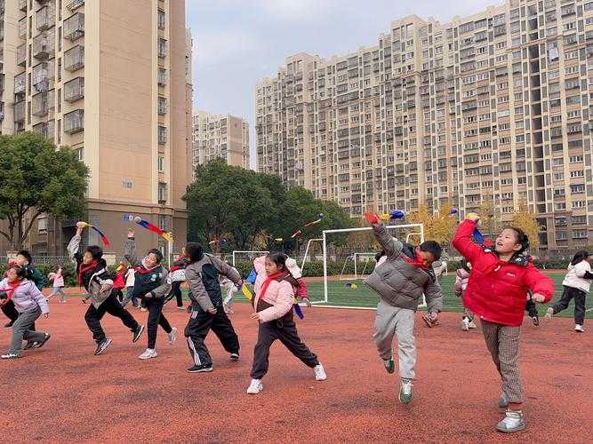 如何正确地投掷1937年特种兵手?