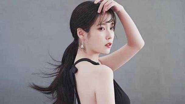 财阀如何掌控李知恩?韩国娱乐产业背后的权力操控链